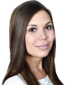 Nadine Mathur ist Beraterin für Medizinprodukte im Gebiet Südwest