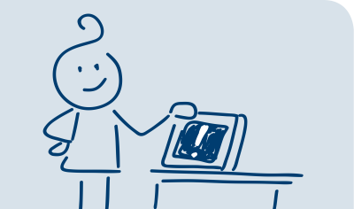 Eine fröhlich aussehende, gezeichnete Person steht neben einem Kommunikationsgerät, auf das sie eine Hand legt.